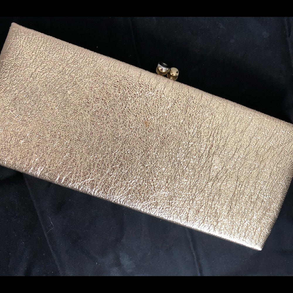 1940s-50s Vintage Gold Metallic Clutch!
